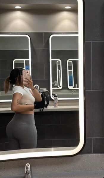 Big booty karla leaked private photo uncensored HD quality