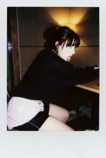 Billie eilish  page leaked private photo uncensored HD quality