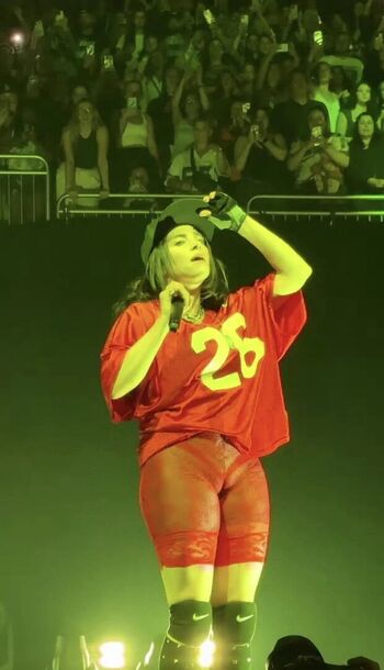 Billie eilish  page leaked private photo uncensored HD quality