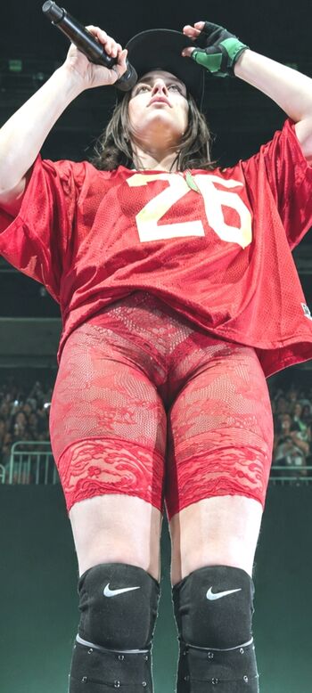 Billie eilish  page leaked private photo uncensored HD quality