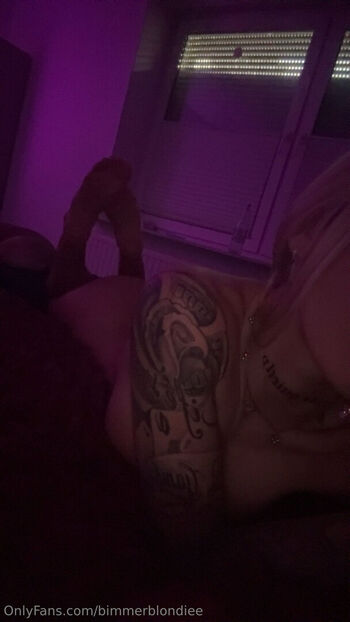 Bimmerblondiee  page leaked private photo uncensored HD quality