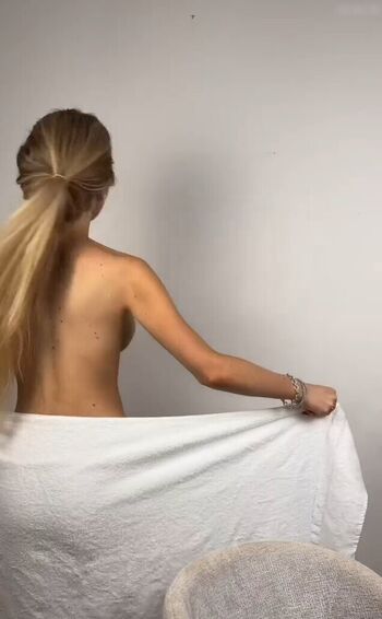 Carla wiedbrauk leaked private photo uncensored HD quality