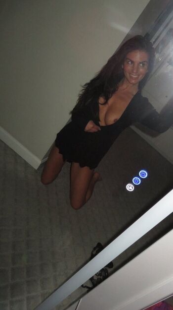 Carlie jo page leaked private photo uncensored HD quality