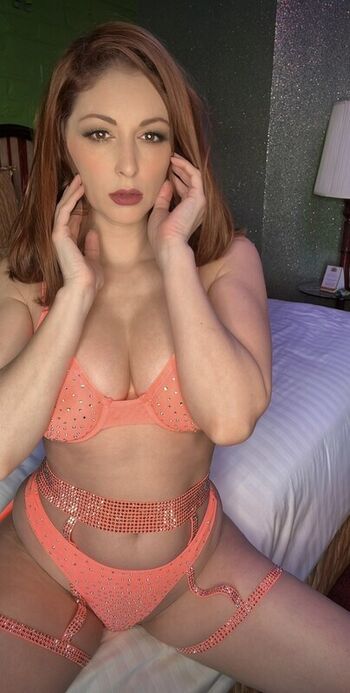 Carlotta champagne  page leaked private photo uncensored HD quality