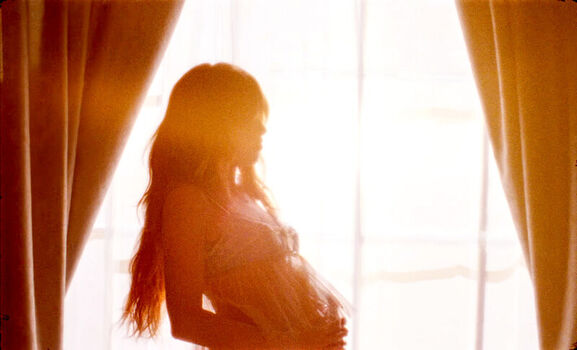 Carly rae jepsen page leaked private photo uncensored HD quality