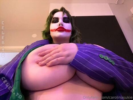 Carolinasukie leaked private photo uncensored HD quality