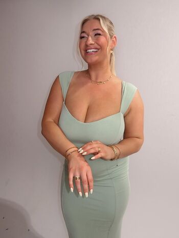 Carys whittaker page leaked private photo uncensored HD quality
