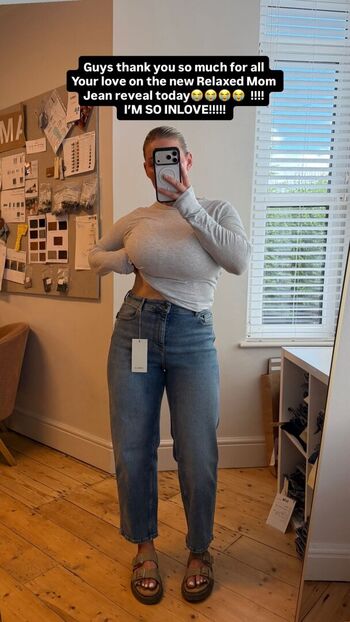 Carys whittaker page leaked private photo uncensored HD quality