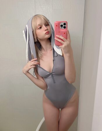 Catiescos  page leaked private photo uncensored HD quality