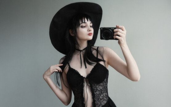 Catiescos  page leaked private photo uncensored HD quality