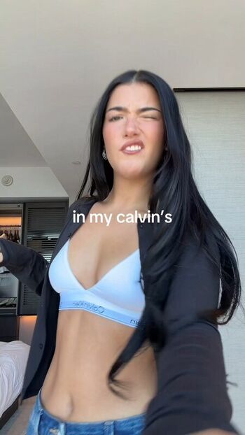 Charli d amelio  page leaked private photo uncensored HD quality