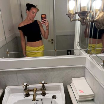 Chelsea green page leaked private photo uncensored HD quality