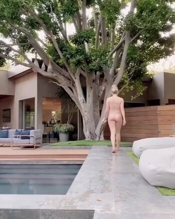 Chelsea handler leaked private photo uncensored HD quality