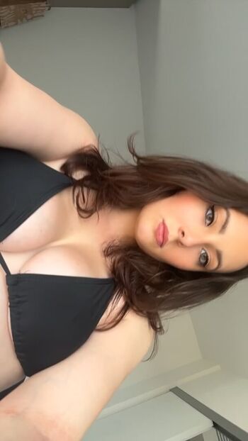 Christina markus green leaked private photo uncensored HD quality