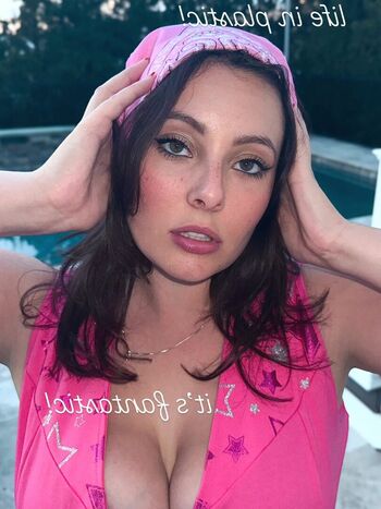 Christina markus green leaked private photo uncensored HD quality
