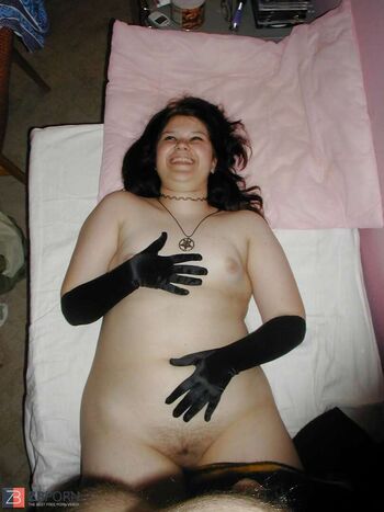 Chubby goth leaked private photo uncensored HD quality