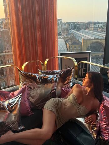 Clarissa bea leaked private photo uncensored HD quality