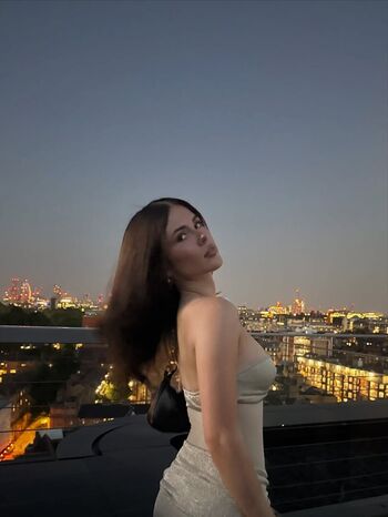 Clarissa bea leaked private photo uncensored HD quality