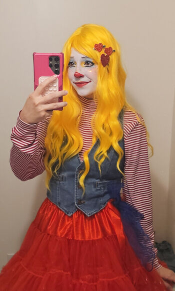Clown girls page leaked private photo uncensored HD quality