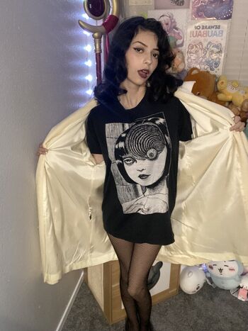 Clownhop page leaked private photo uncensored HD quality