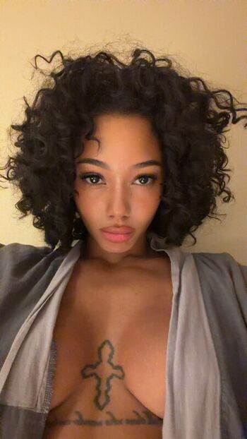 Coi leray page leaked private photo uncensored HD quality