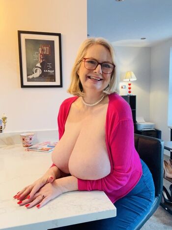 Courtesan annabel page leaked private photo uncensored HD quality