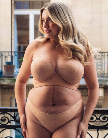 Curvy kate leaked private photo uncensored HD quality