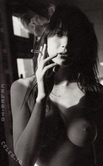 Daisy lowe page leaked private photo uncensored HD quality
