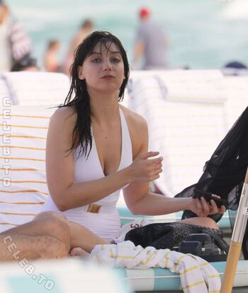 Daisy lowe page leaked private photo uncensored HD quality