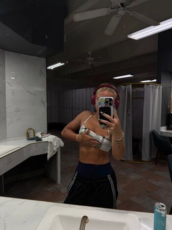 Darianrhodess leaked private photo uncensored HD quality