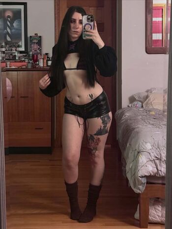 Darkscaryswamp page leaked private photo uncensored HD quality