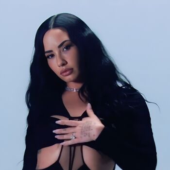 Demi lovato page leaked private photo uncensored HD quality