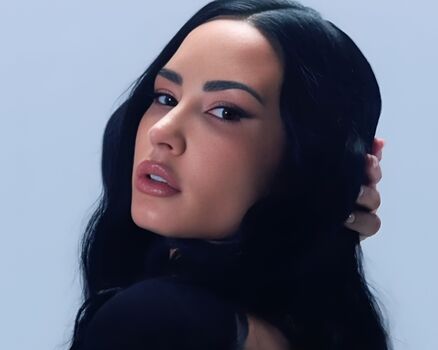 Demi lovato page leaked private photo uncensored HD quality