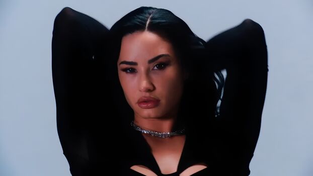 Demi lovato page leaked private photo uncensored HD quality