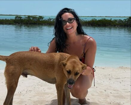 Demi lovato page leaked private photo uncensored HD quality