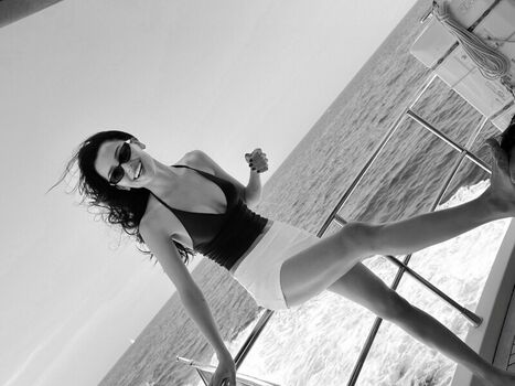 Dina saeva page leaked private photo uncensored HD quality