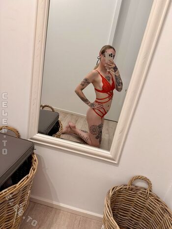 Dirtyaddel page leaked private photo uncensored HD quality