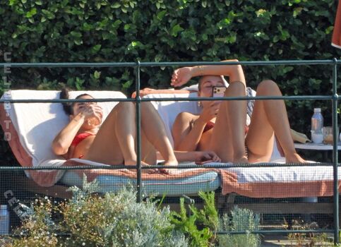Dua lipa  page leaked private photo uncensored HD quality
