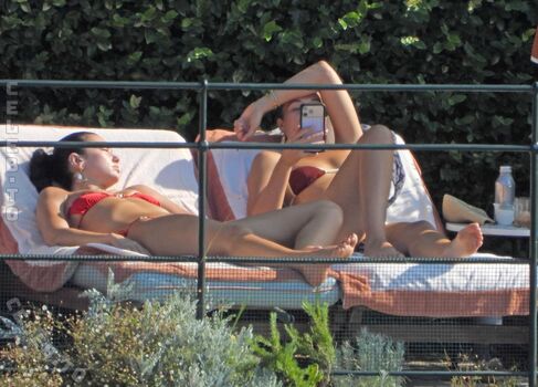 Dua lipa  page leaked private photo uncensored HD quality