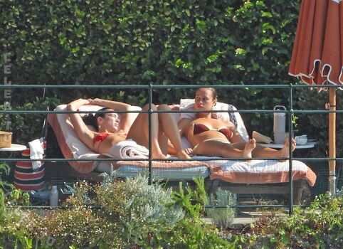 Dua lipa  page leaked private photo uncensored HD quality