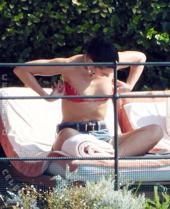 Dua lipa  page leaked private photo uncensored HD quality