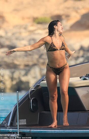 Dua lipa  page leaked private photo uncensored HD quality