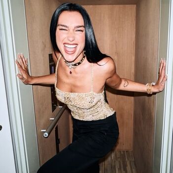 Dua lipa  page leaked private photo uncensored HD quality