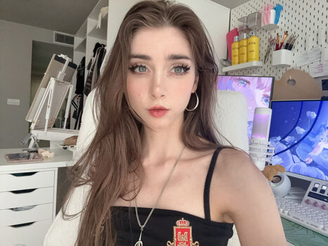 Duckie cos  page leaked private photo uncensored HD quality