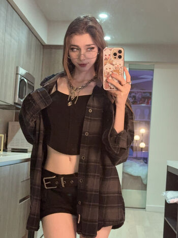 Duckie cos  page leaked private photo uncensored HD quality