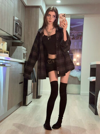 Duckie cos  page leaked private photo uncensored HD quality