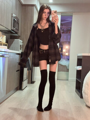 Duckie cos  page leaked private photo uncensored HD quality