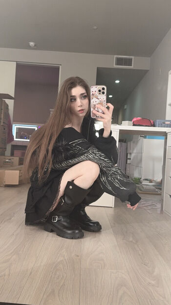 Duckie cos  page leaked private photo uncensored HD quality
