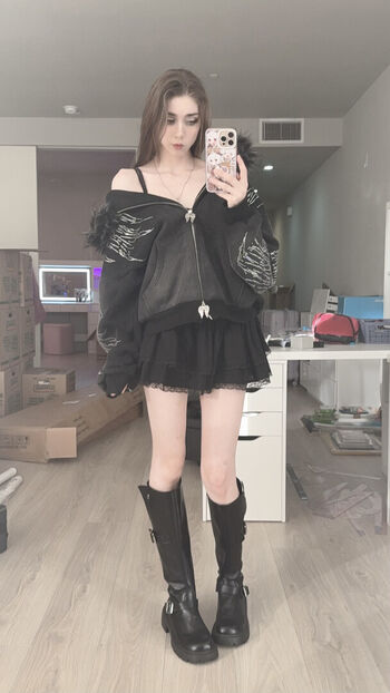 Duckie cos  page leaked private photo uncensored HD quality