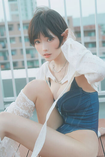 Eeelyeee  page leaked private photo uncensored HD quality